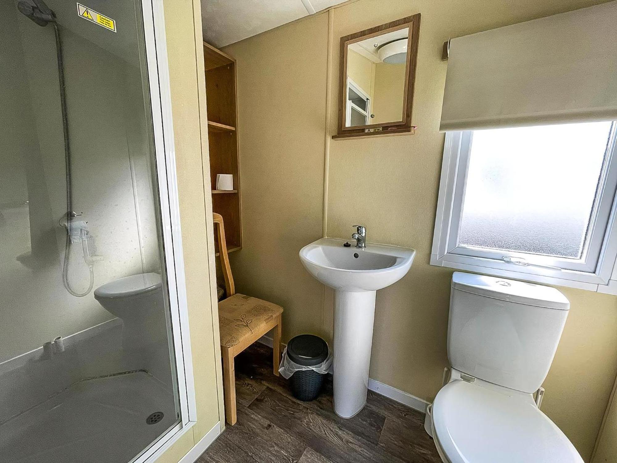 Lovely 6 Berth Caravan At Sunnydale Holiday Park Ref 35375S Лаут Экстерьер фото